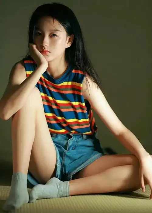 第七号观测站悬疑动画海报